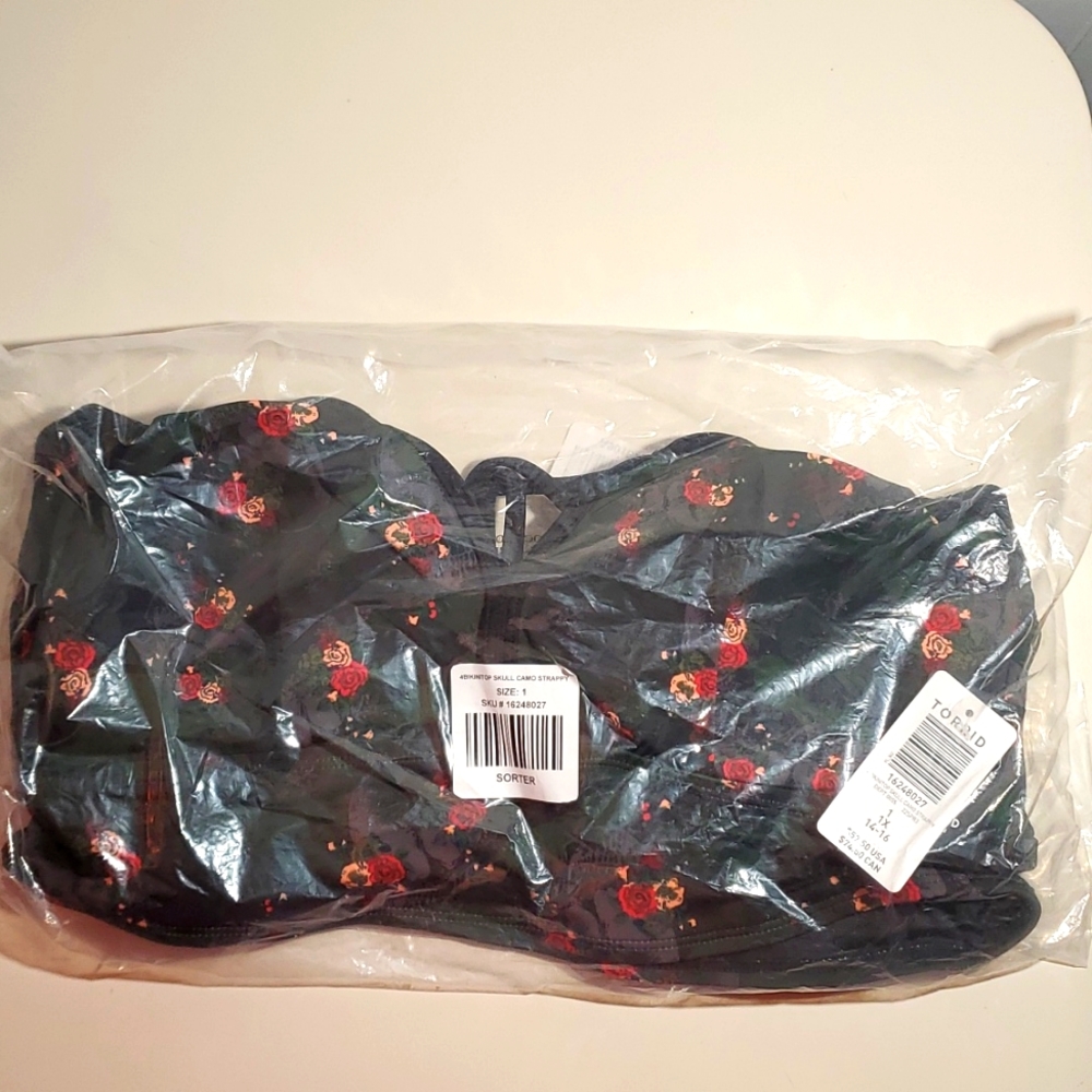 ❤️NWT VINTAGE TORRID SWIM BIKINI TOP WIRELESS CAGE FRONT - SKULL CAMO ROSES - Picture 4 of 10